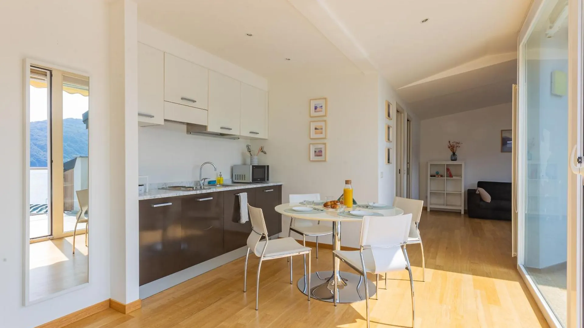 Apartamento Casa Madlen - Bright Attic With Marvelous View Campione dʼItalia